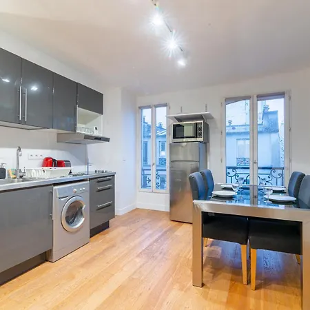 Luxurious 1 Bedroom Tour Eiffel Saint Dominique Free Netflix شقة باريس