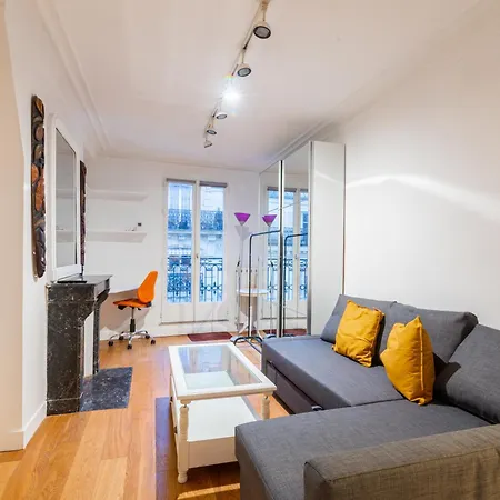 Luxurious 1 Bedroom Tour Eiffel Saint Dominique Free Netflix Apartment Paris